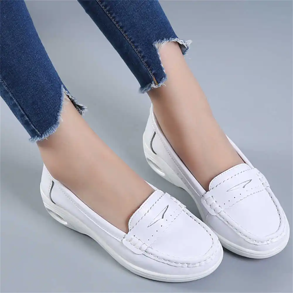 Thick Sole Slipon White Traine - đánh giá và giá Men Shoes Most Expensive